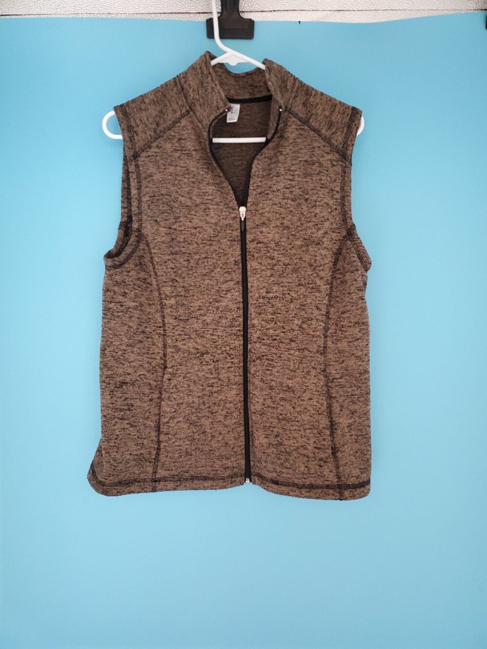exertek Vest Size Large Brown Knit Zip Up